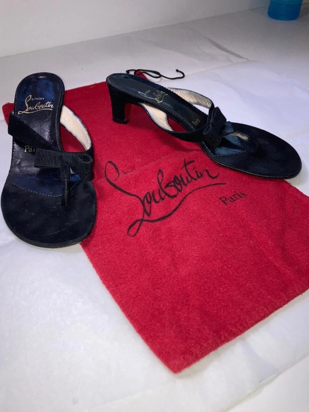 Christian Louboutin S6 Black Suede Kitten Heel Thong Sandals w bow